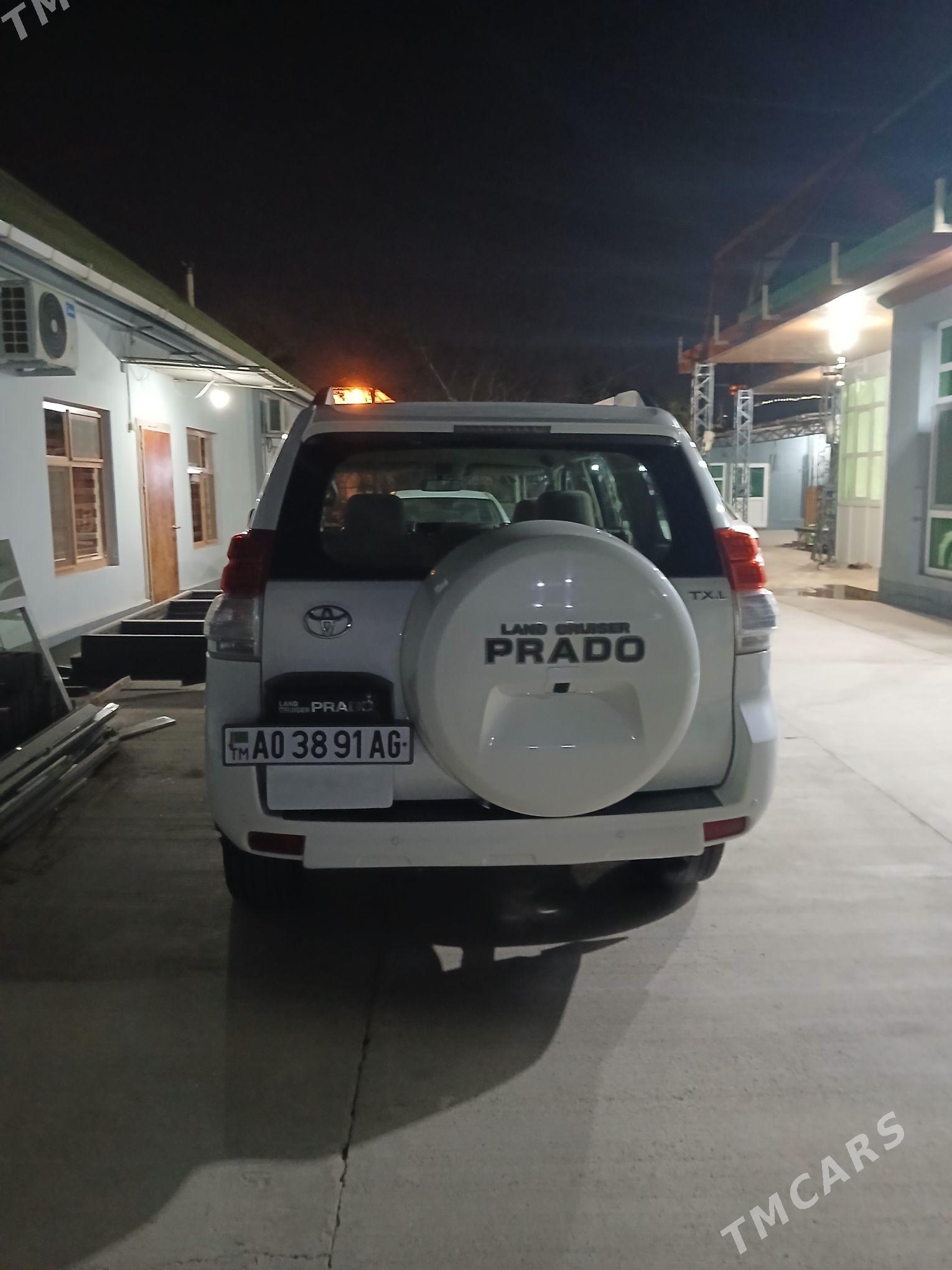 Toyota Land Cruiser Prado 2010 - 400 000 TMT - Багир - img 5