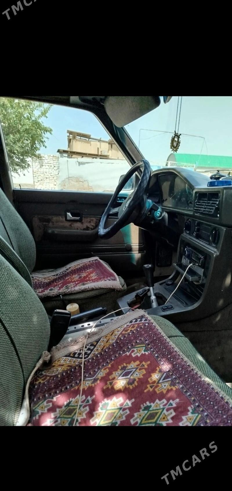 BMW 520 1986 - 29 000 TMT - Теджен - img 5