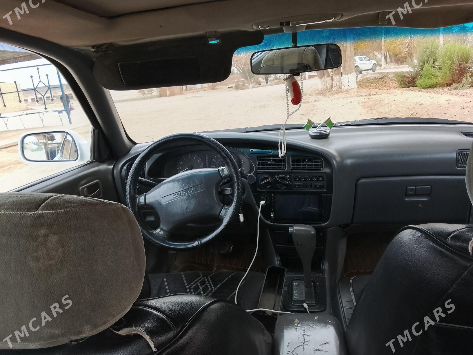 Toyota Camry 1992 - 100 000 TMT - Tejen - img 2
