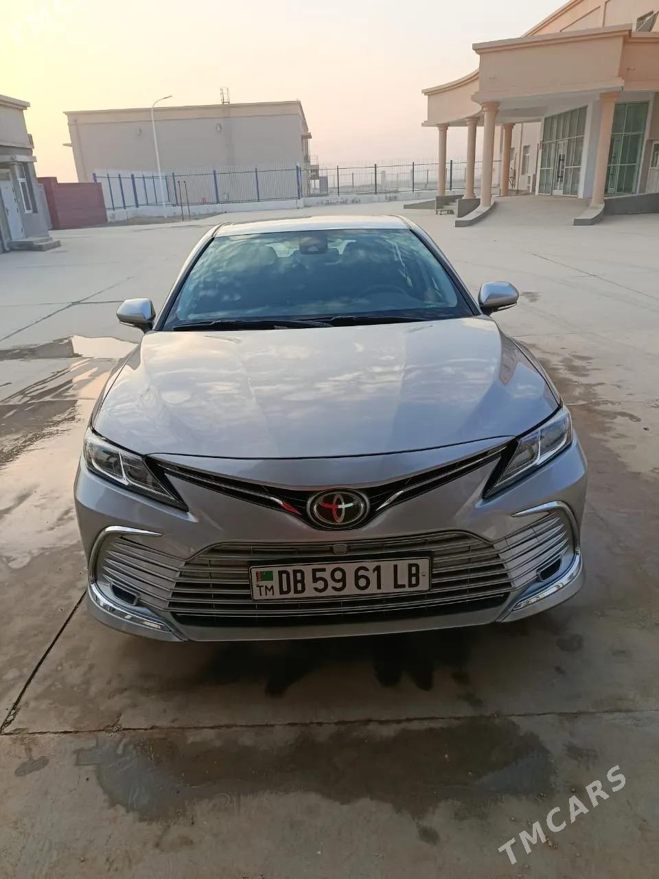 Toyota Camry 2022 - 335 000 TMT - Köýtendag - img 1