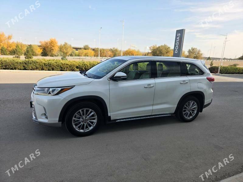 Toyota Highlander 2016 - 510 000 TMT - ул. Подвойского (Битарап Туркменистан шаёлы) - img 2