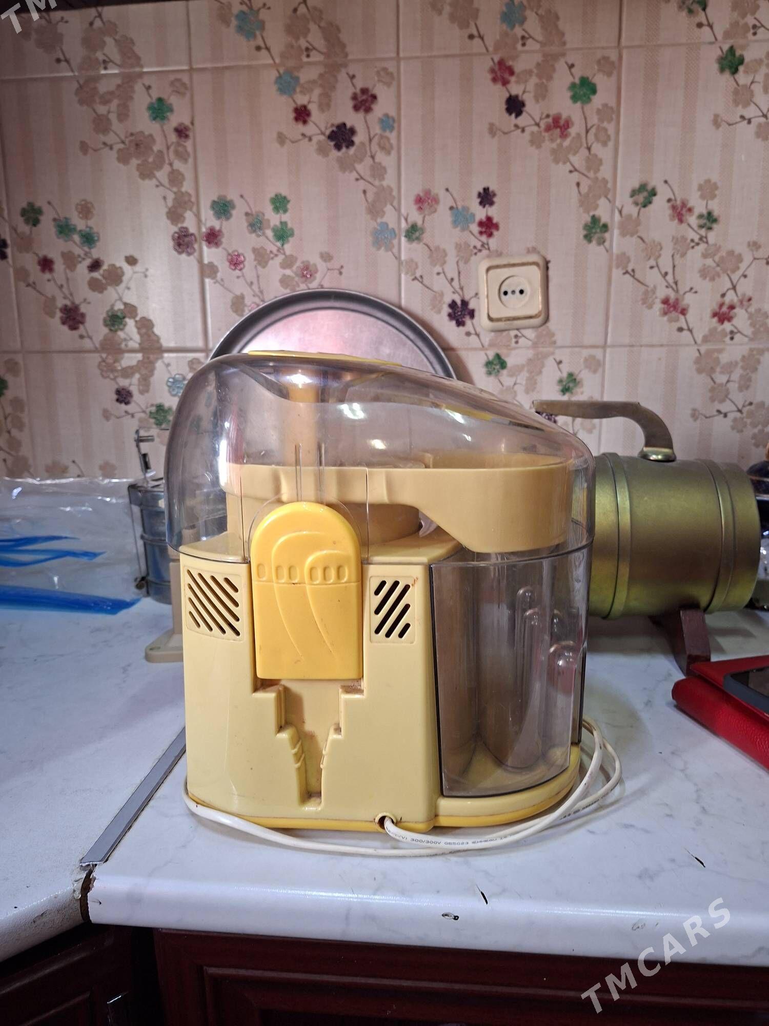 Соковыжималка - Büzmeýin GRES - img 1