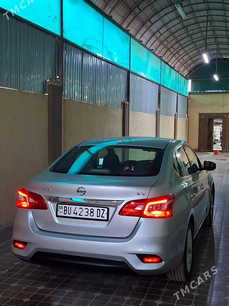 Nissan Sentra 2017 - 150 000 TMT - Дашогуз - img 4