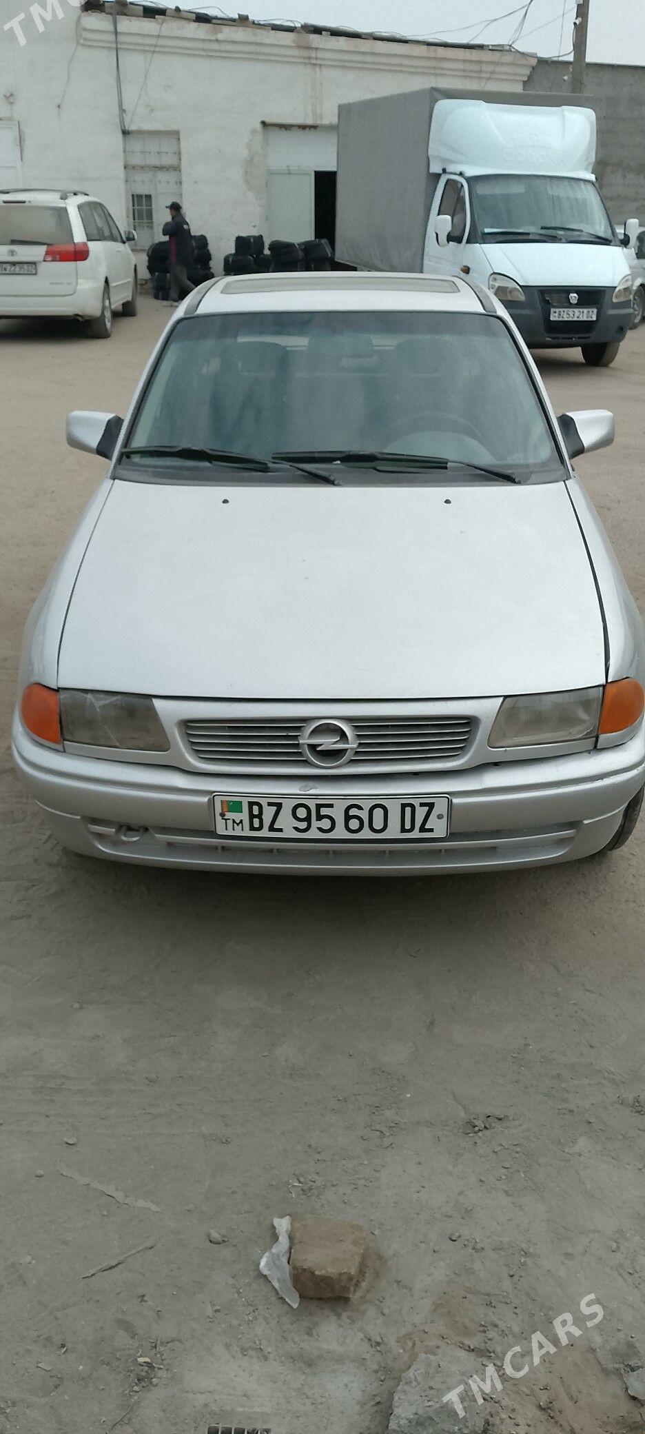 Opel Astra 1993 - 30 000 TMT - Дашогуз - img 4