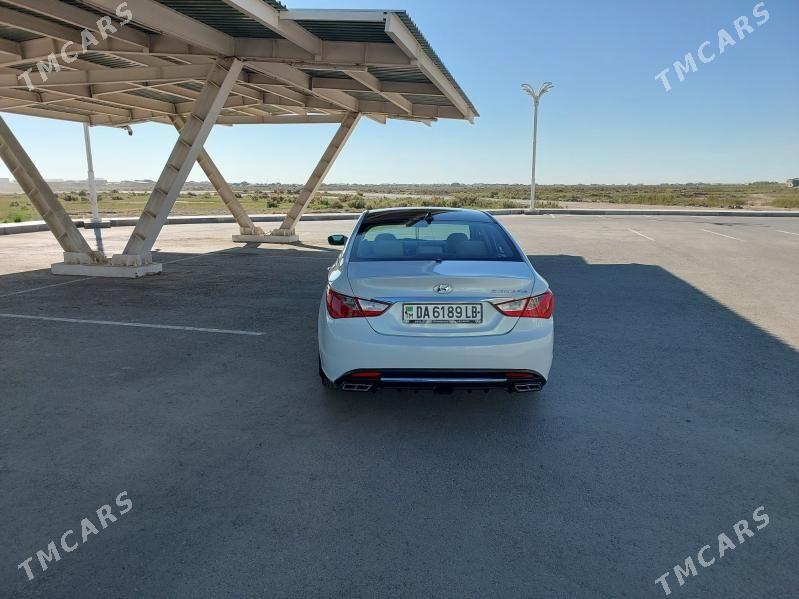 Hyundai Sonata 2010 - 150 000 TMT - Туркменабат - img 4