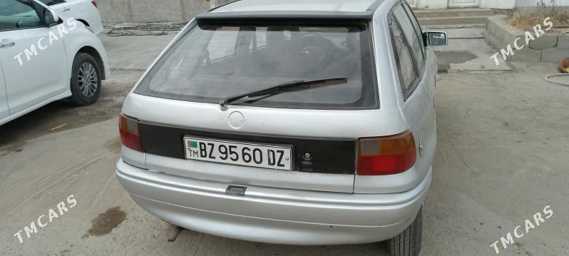 Opel Astra 1993 - 30 000 TMT - Дашогуз - img 2