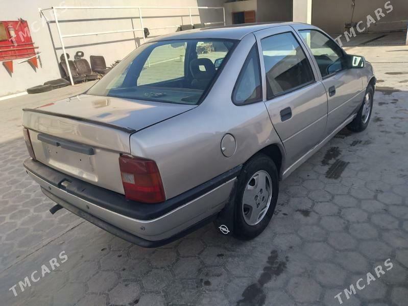Opel Vectra 1992 - 30 000 TMT - Мары - img 3
