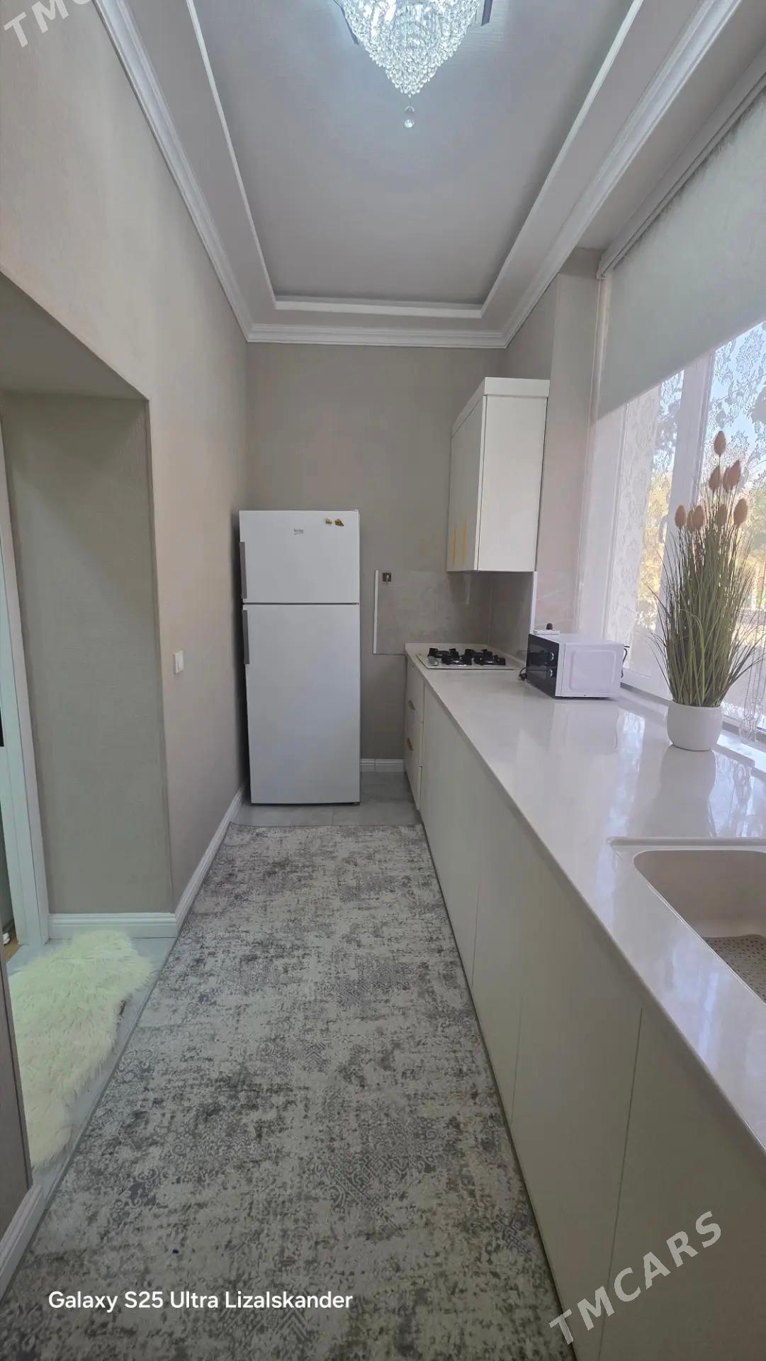 3 ком Ботан.Сад - 30 мкр - img 6