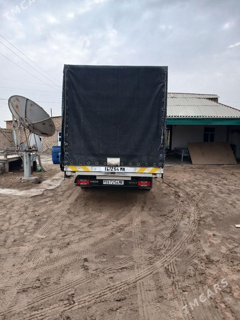 Mitsubishi Canter 2018 - 500 000 TMT - Ёлётен - img 4