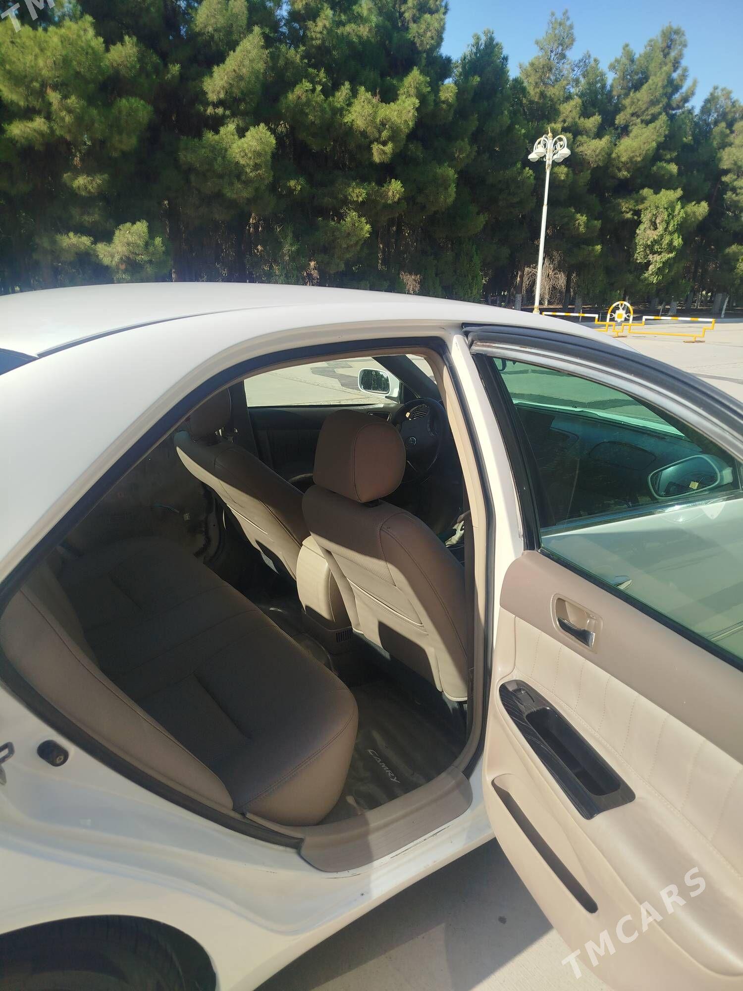 Toyota Camry 2005 - 198 000 TMT - Гёкдепе - img 3