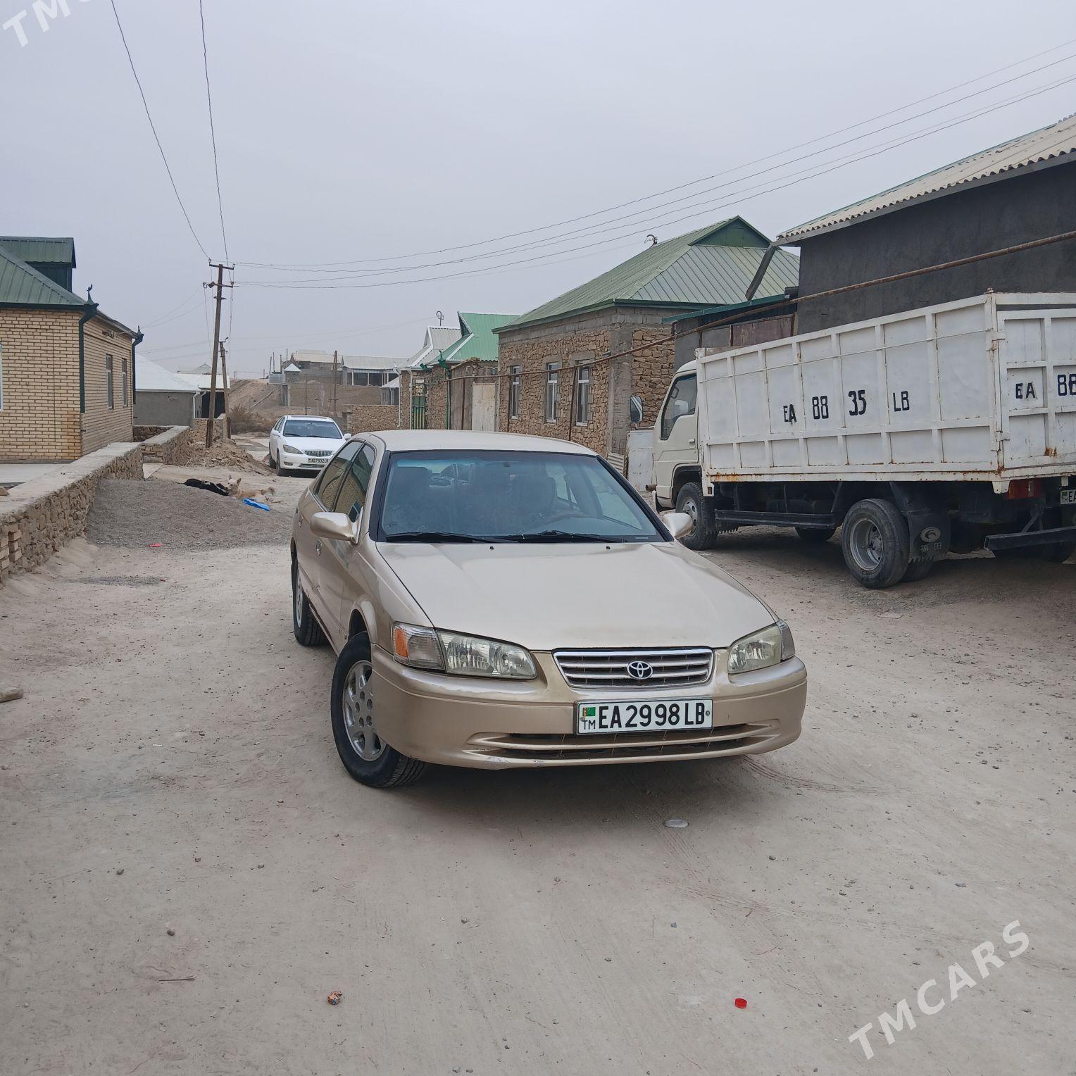 Toyota Camry 1999 - 130 000 TMT - Магданлы - img 2