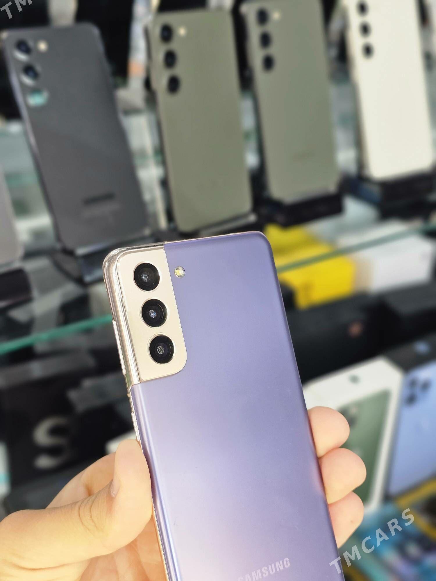 Samsung S21 - Mary - img 3