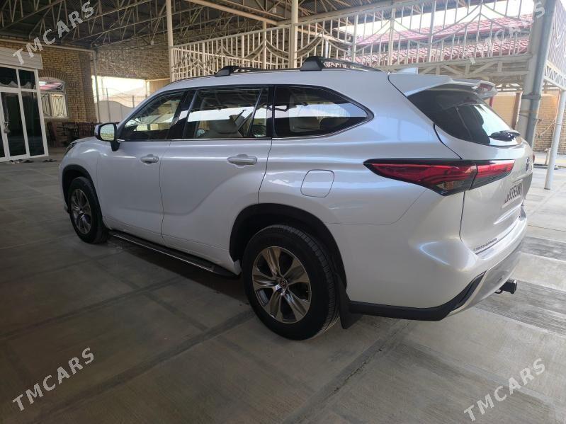 Toyota Highlander 2020 - 480 000 TMT - Векильбазар - img 3