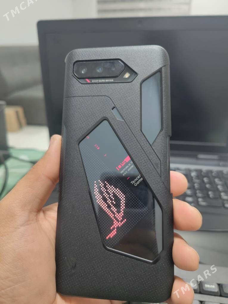 ASUS ROG PHONE 5 8/128 - Mary - img 1