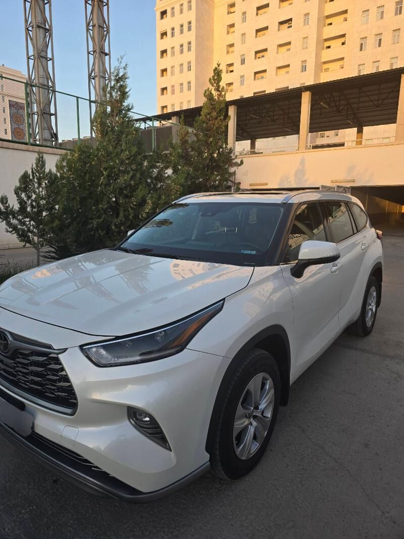 Toyota Highlander 2021 - 690 000 TMT - Aşgabat - img 1