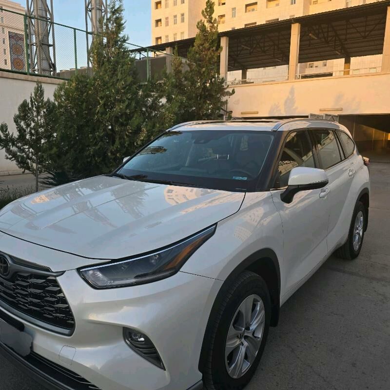 Toyota Highlander 2021 - 690 000 TMT - Aşgabat - img 1