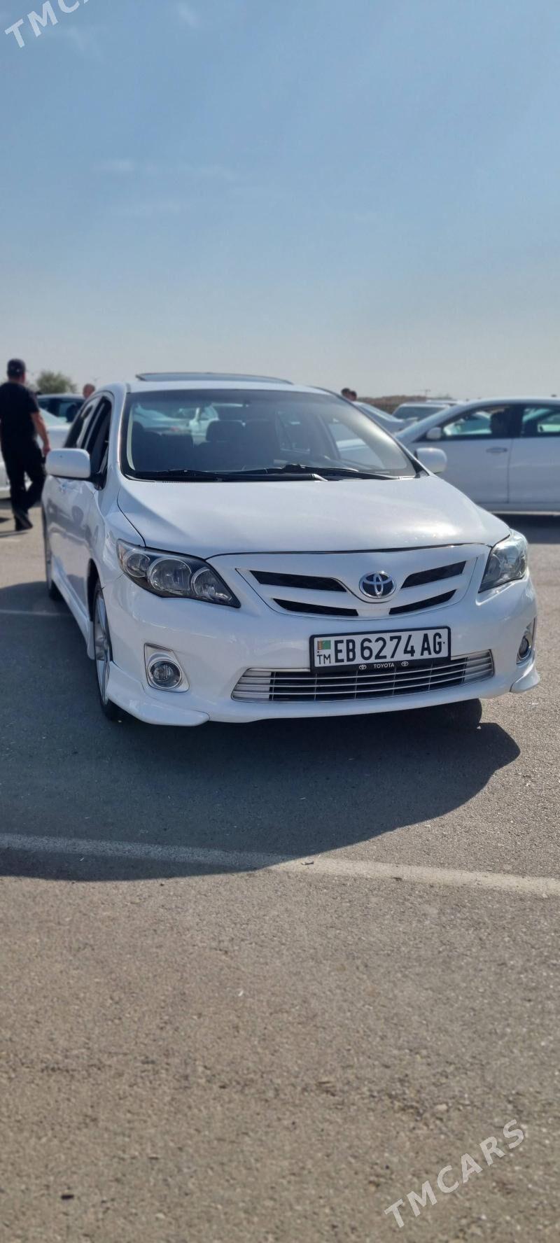 Toyota Corolla 2013 - 172 000 TMT - Ашхабад - img 3