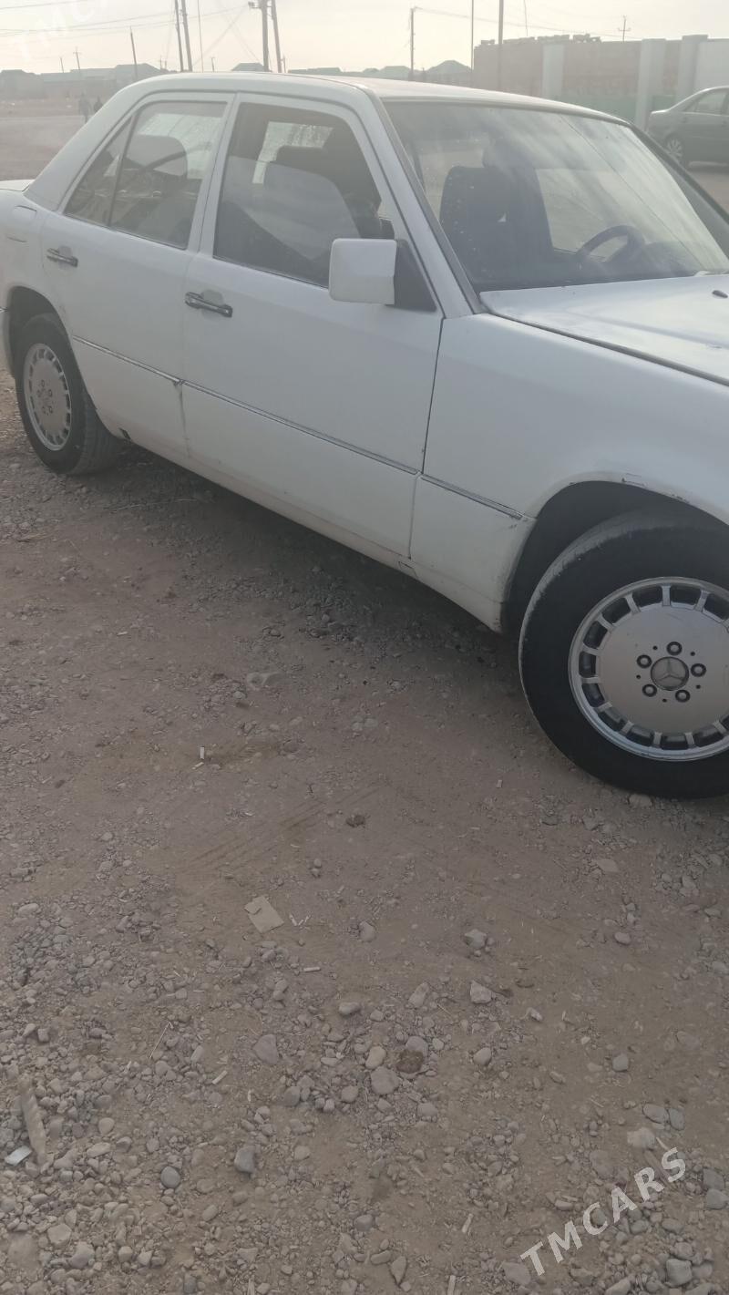 Mercedes-Benz W126 1990 - 35 000 TMT - Балканабат - img 5