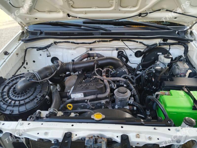 Toyota Hilux 2014 - 360 000 TMT - Балканабат - img 6
