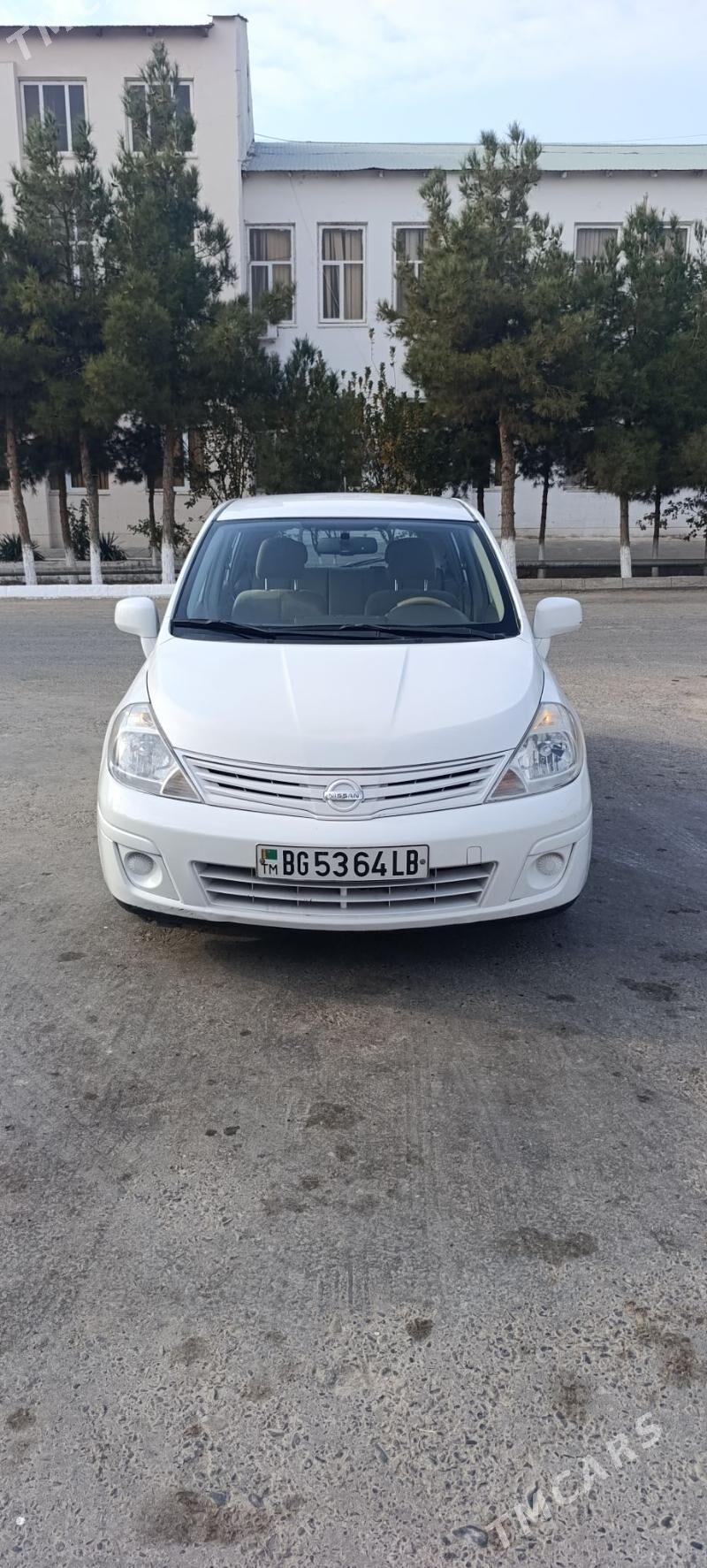 Nissan Versa 2010 - 115 000 TMT - Türkmenabat - img 2