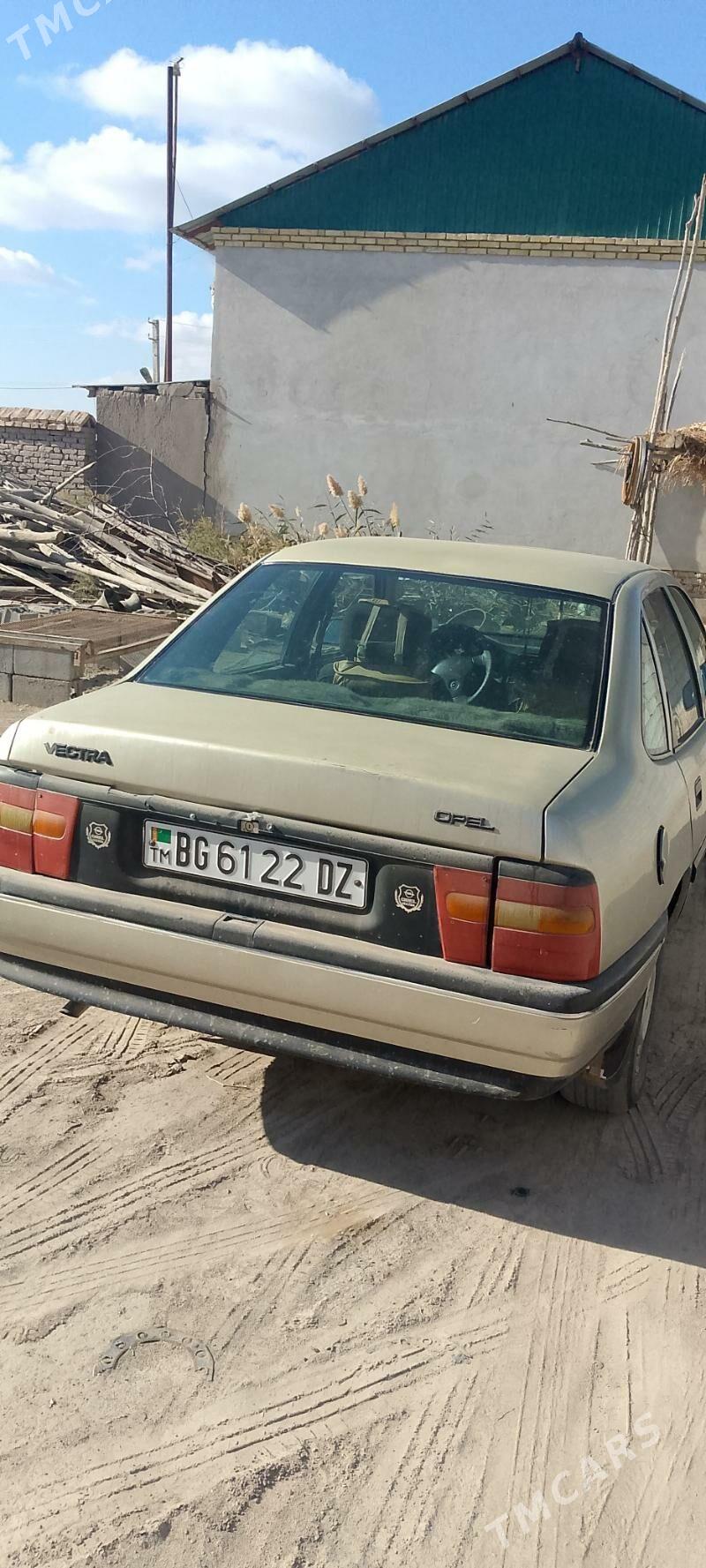 Opel Vectra 1993 - 30 000 TMT - Дашогуз - img 3
