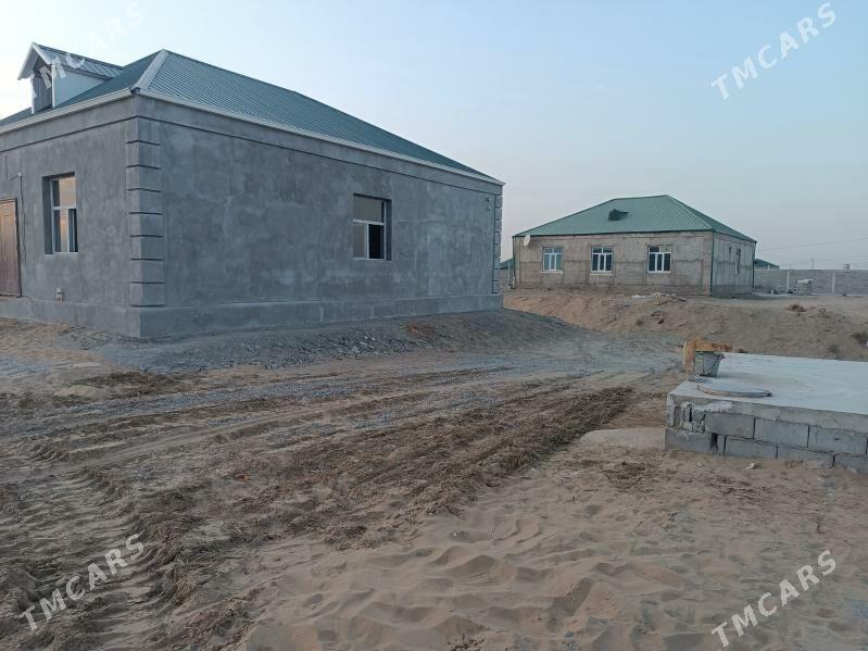 onaldy plan eyesinden - Aşgabat - img 2