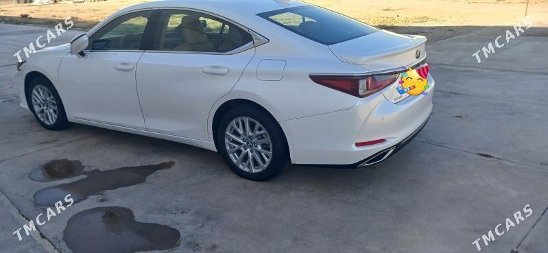 Lexus ES 350 2022 - 560 000 TMT - Mary - img 4