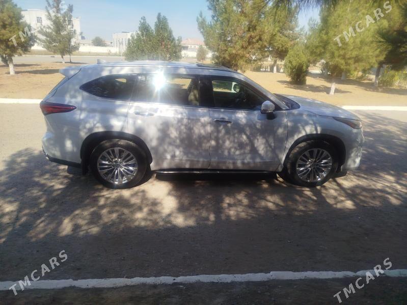 Toyota Highlander 2021 - 510 000 TMT - Векильбазар - img 5
