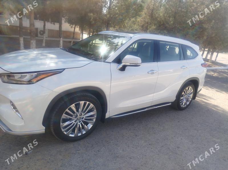 Toyota Highlander 2021 - 510 000 TMT - Векильбазар - img 4