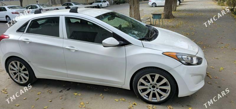 Hyundai Elantra GT 2015 - 157 000 TMT - Ким район - img 5