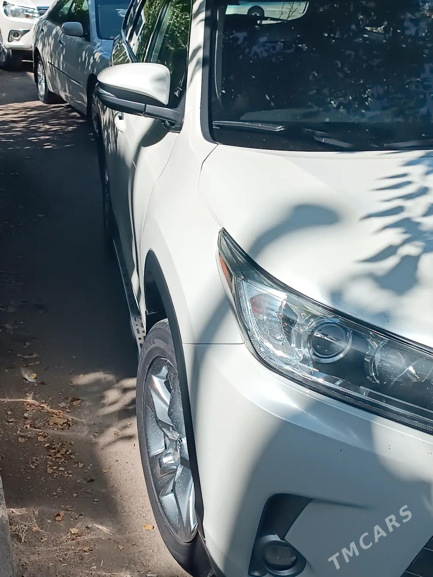 Toyota Highlander 2019 - 425 000 TMT - Aşgabat - img 3