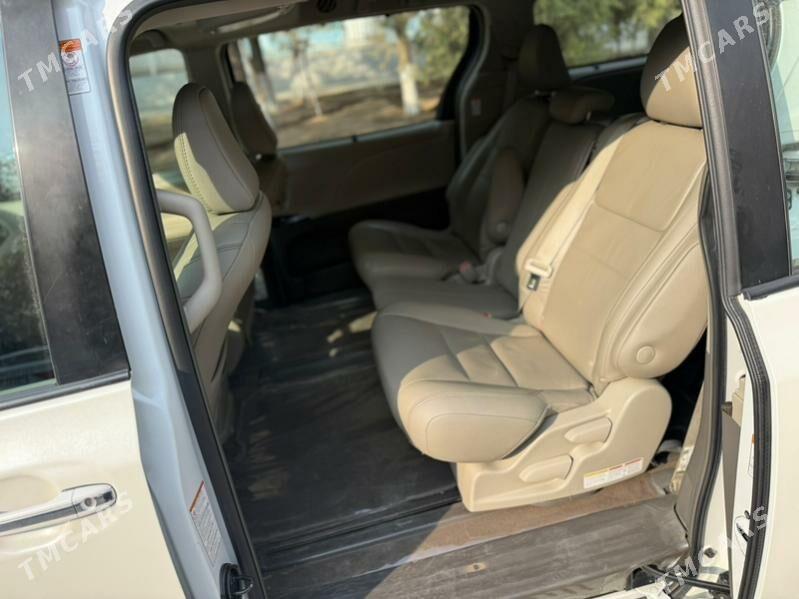 Toyota Sienna 2018 - 439 000 TMT - Ашхабад - img 5
