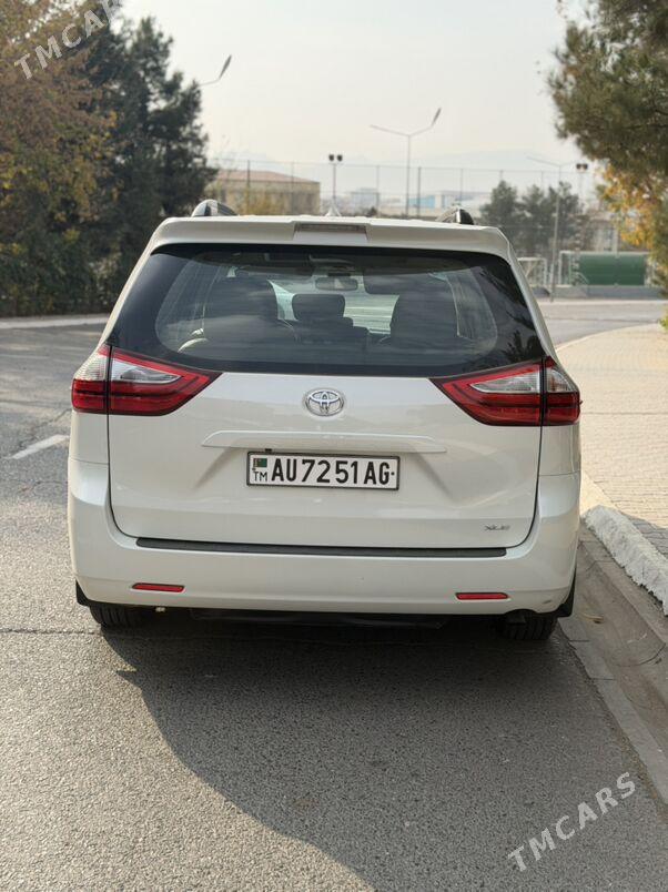 Toyota Sienna 2018 - 439 000 TMT - Ашхабад - img 4