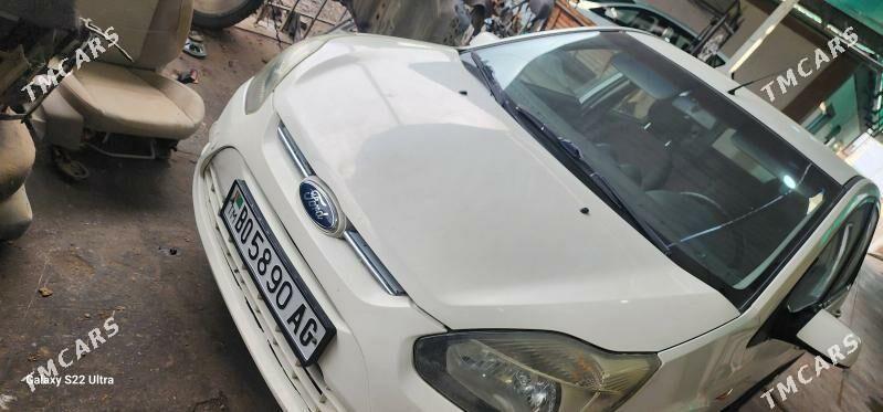 Ford Figo 2012 - 95 000 TMT - Parahat 2 - img 2