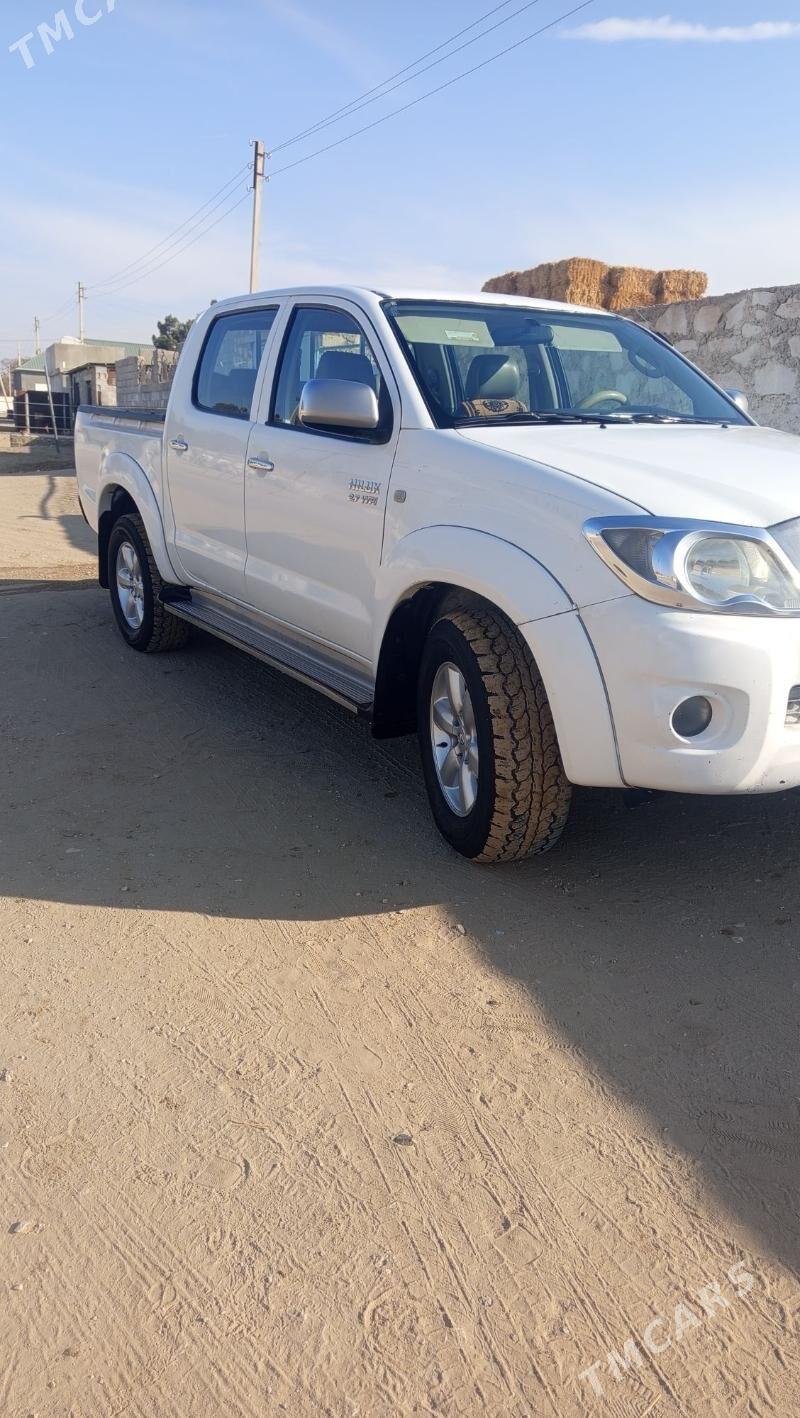 Toyota Hilux 2008 - 270 000 TMT - Джебел - img 4