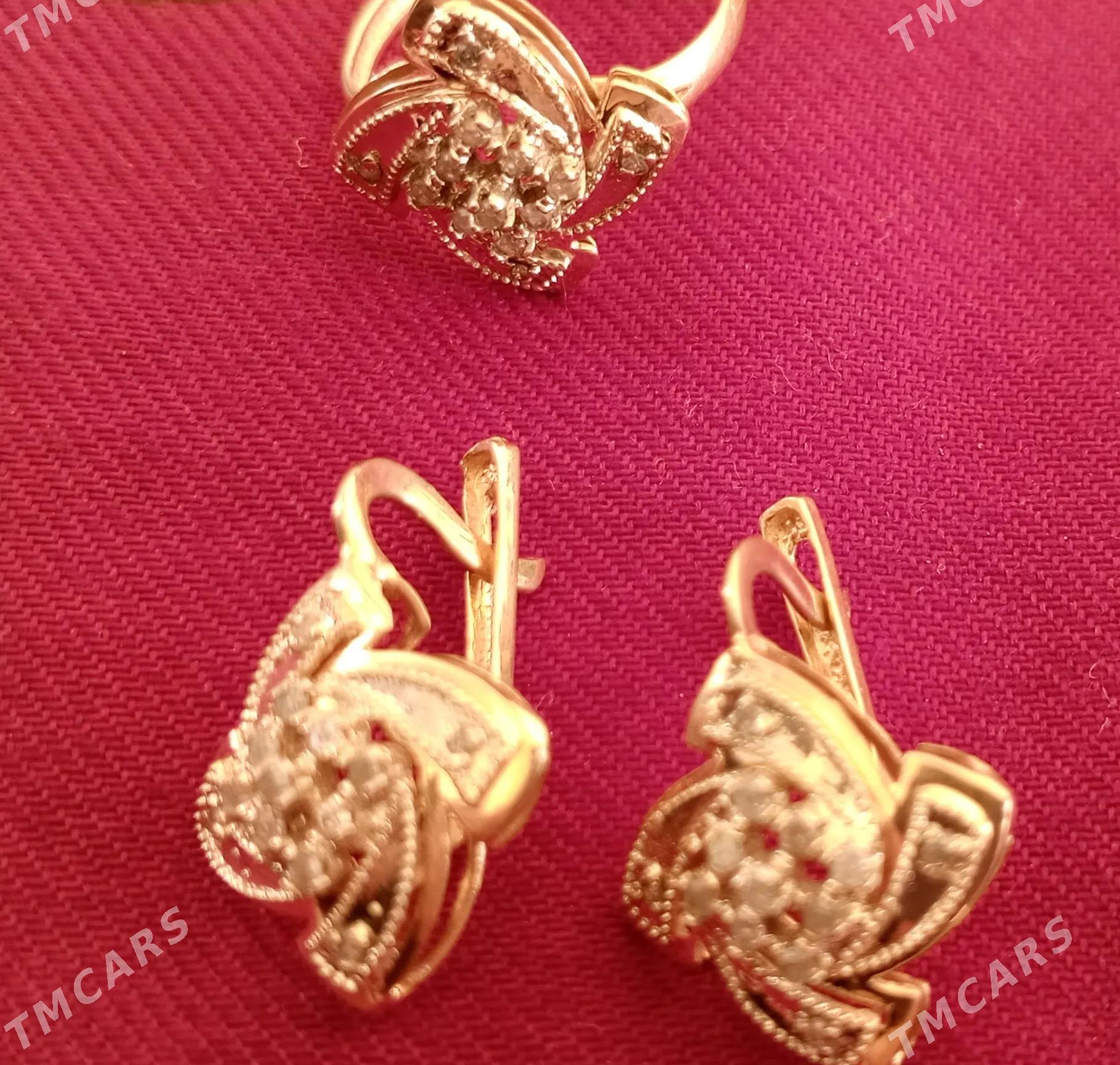 Komplekt - Туркменабат - img 1