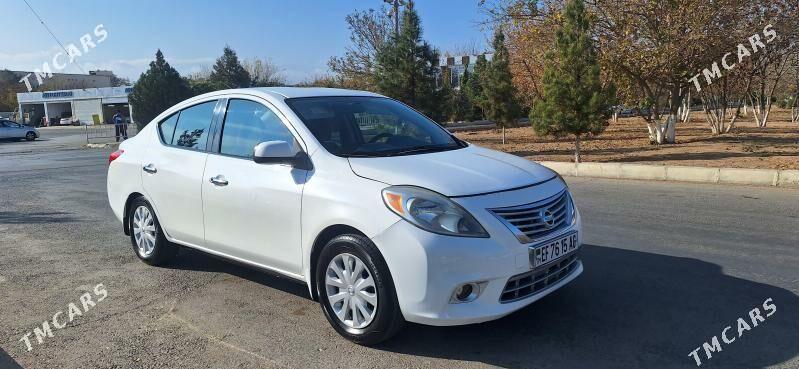 Nissan Versa 2012 - 124 000 TMT - Ашхабад - img 4