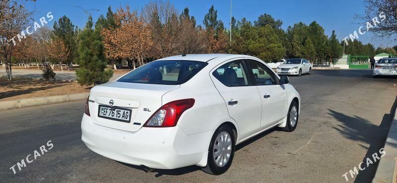 Nissan Versa 2012 - 124 000 TMT - Ашхабад - img 3