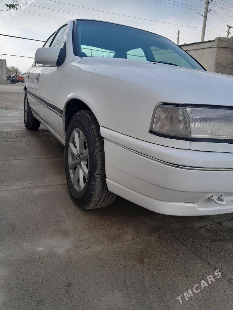 Opel Vectra 1991 - 35 000 TMT - Bäherden - img 4