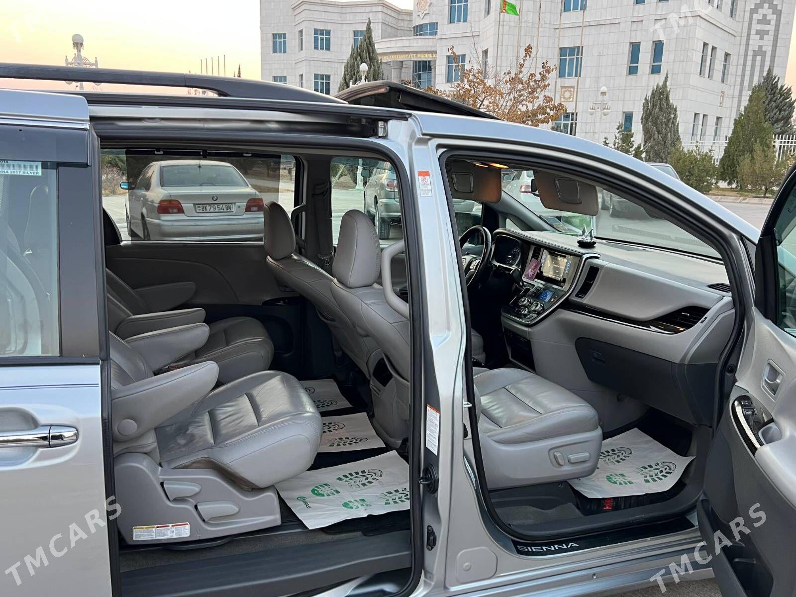 Toyota Sienna 2017 - 410 000 TMT - Балканабат - img 8