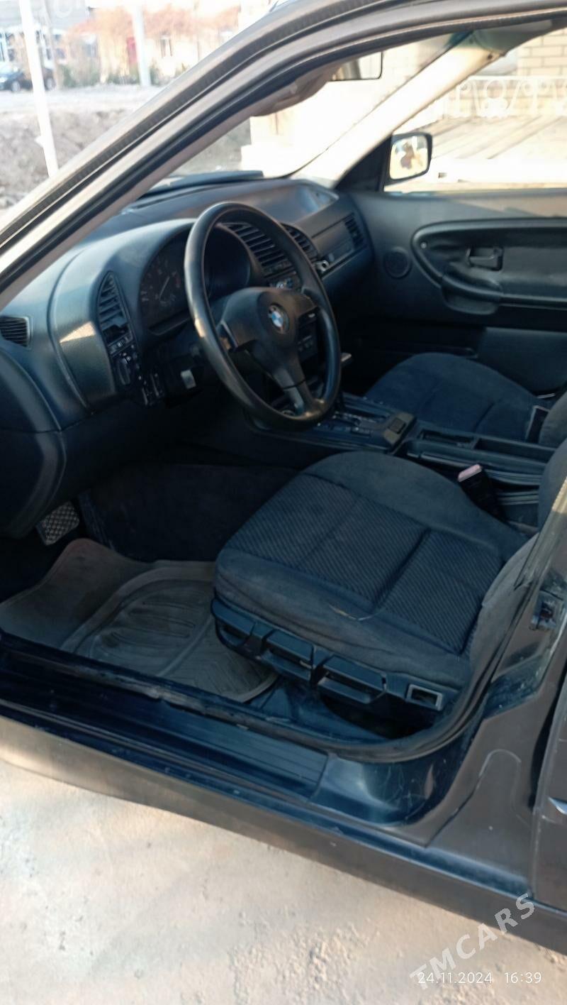 BMW 3 Series 1991 - 25 000 TMT - Фарап - img 4