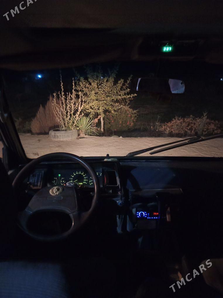 Toyota Hiace 1987 - 40 000 TMT - Мургап - img 4