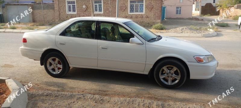 Toyota Camry 2001 - 205 000 TMT - Bereket - img 4