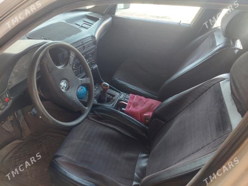 BMW 520 1989 - 50 000 TMT - Mary - img 9