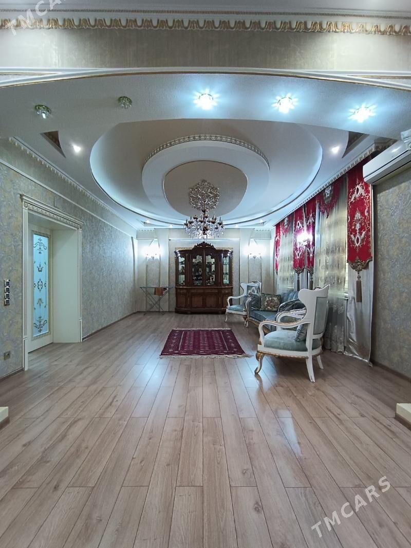 АРЕНДА ЯНБАШ 1100 М2 ЛЮКС - Ашхабад - img 3