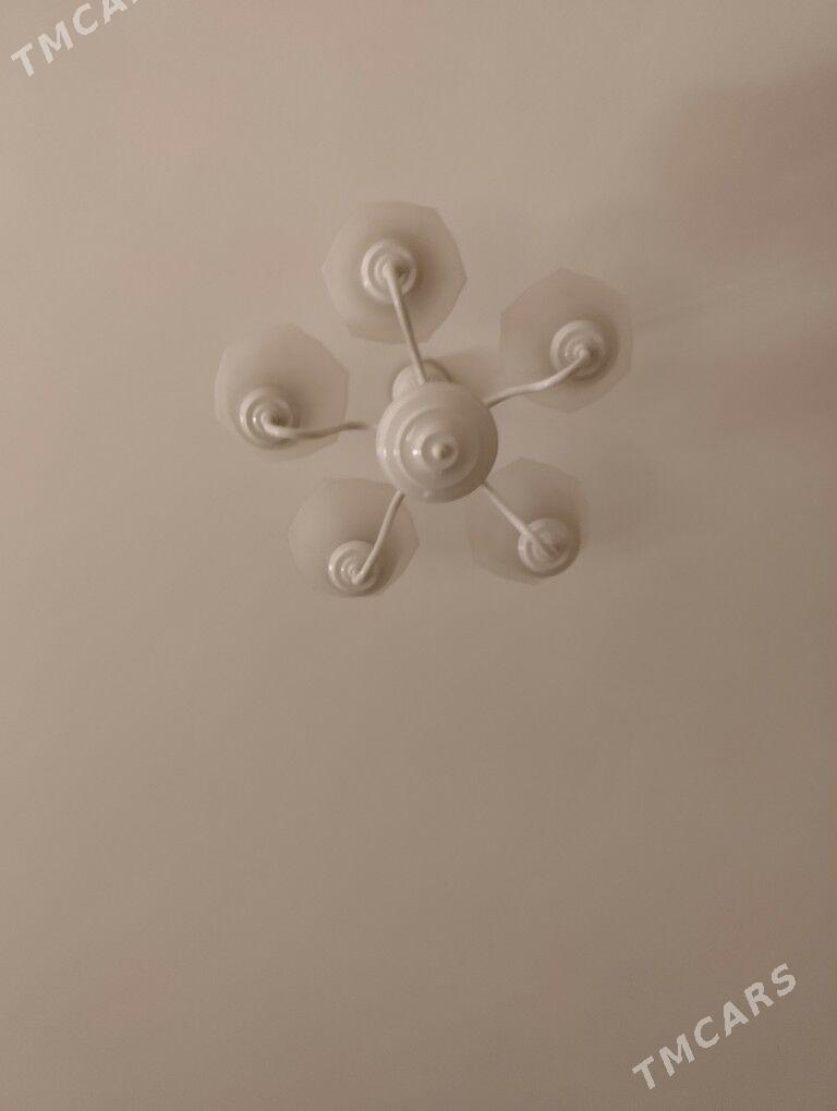 Lýustra - Türkmenbaşy - img 1