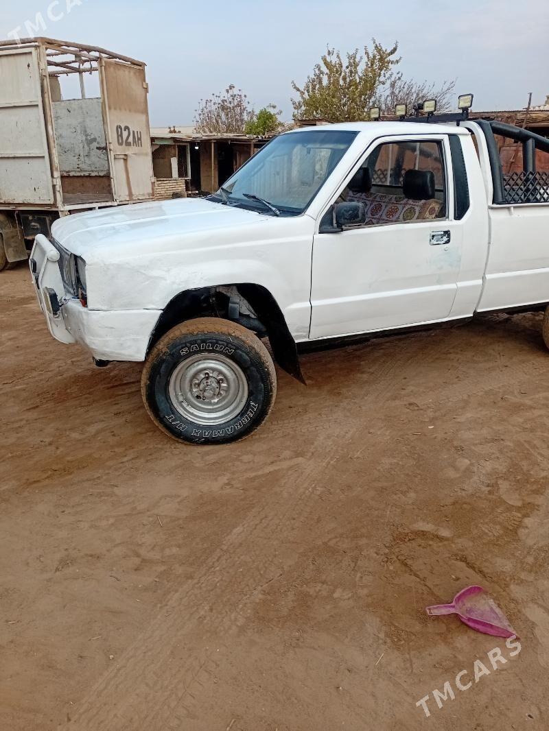 Mitsubishi L200 1992 - 35 000 TMT - Sarahs - img 3