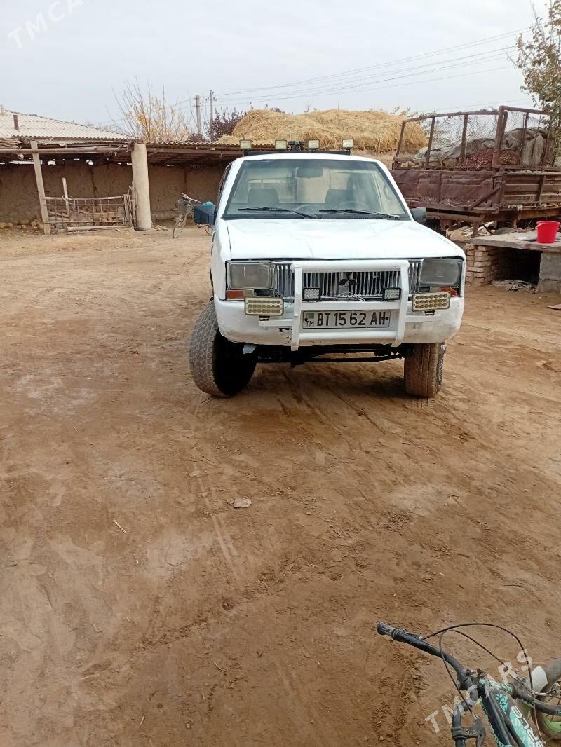 Mitsubishi L200 1992 - 35 000 TMT - Sarahs - img 6