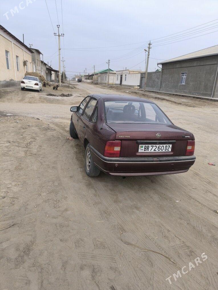 Opel Vectra 1990 - 26 000 TMT - Дашогуз - img 3