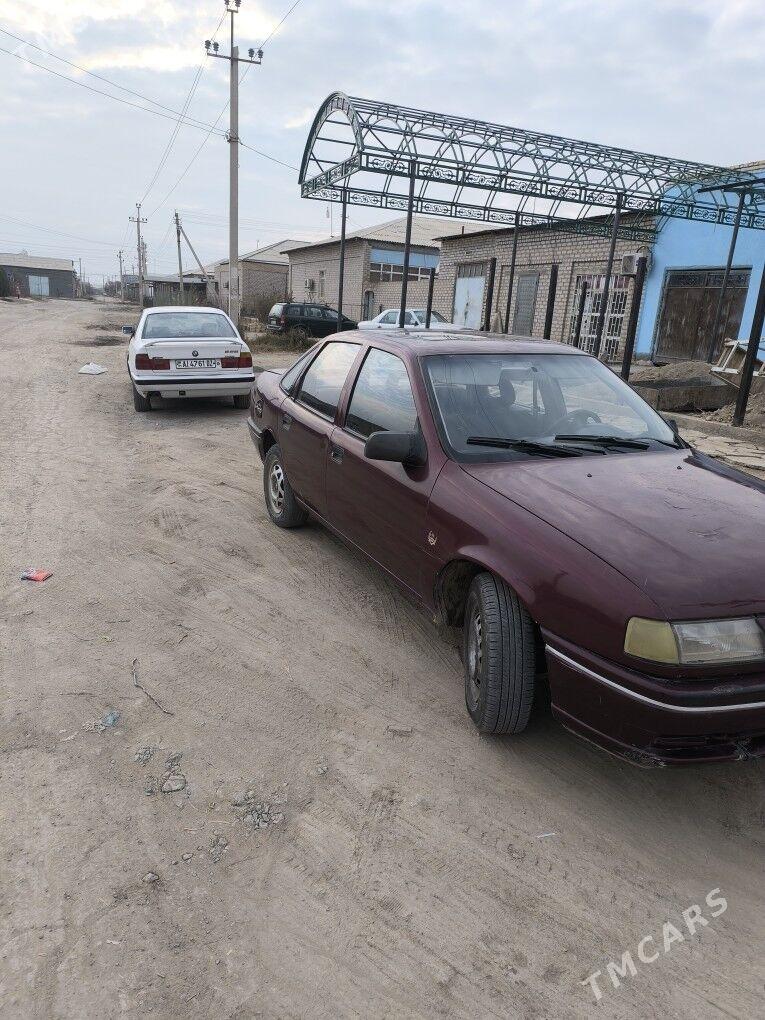 Opel Vectra 1990 - 26 000 TMT - Дашогуз - img 2